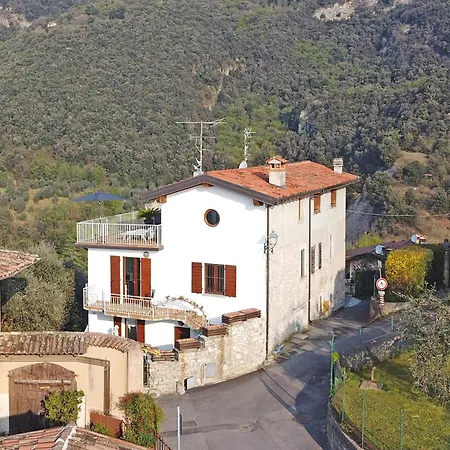 Samuel House- Traditional Italy