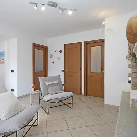 Samuel House- Traditional Italy * Toscolano Maderno